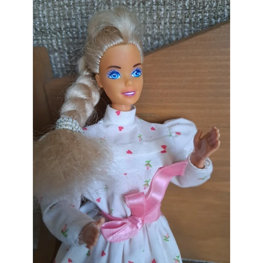 Mattel Inc. Barbie Girl Doll Midi Green 1966 Vintage Malaysia